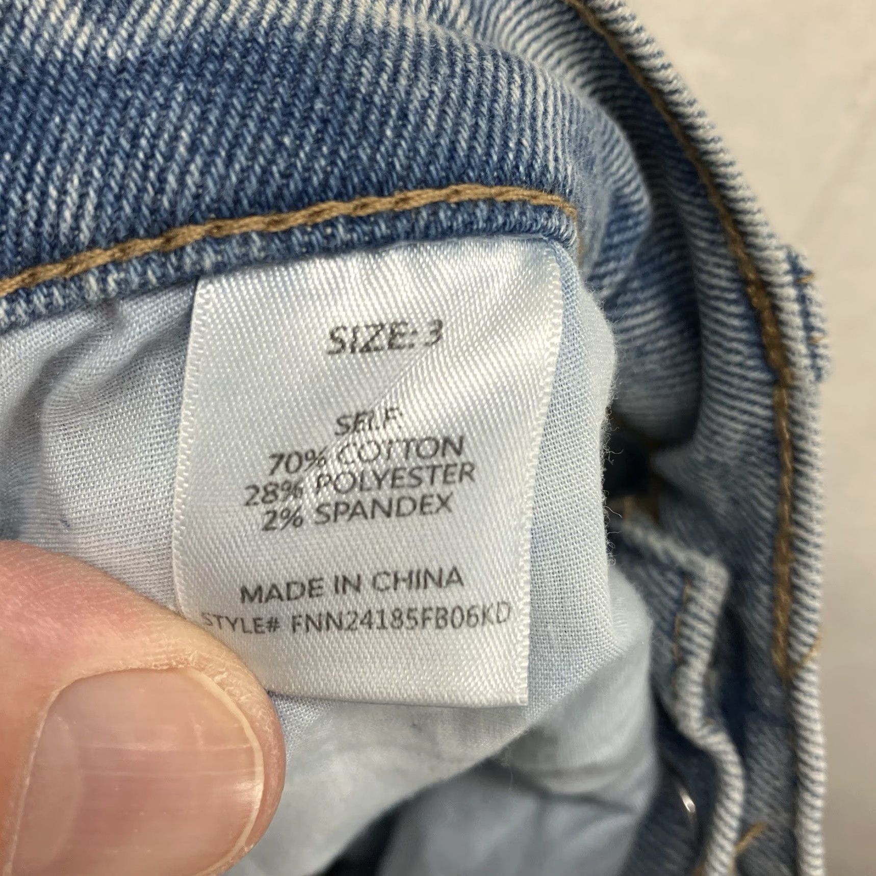 Fashion Nova VINTAGE Fashion Nova Women's Jeans Size 3 27x30 Blue Distressed Straight High-Rise Casual Denim Womens Size 26" / US 2 / IT 38 - 3 Thumbnail