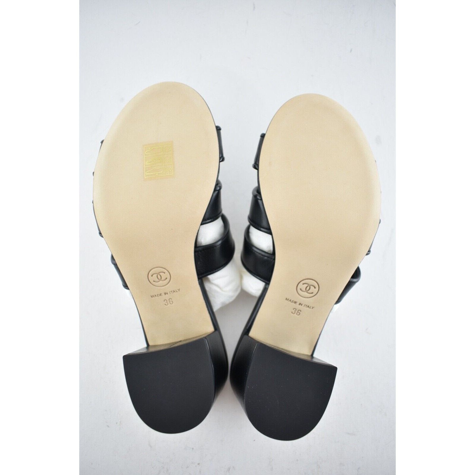 Chanel 19P Turnlock CC Logo Mule Strap Slide Block Heel Sandal 36 Size US 6 / IT 36 - 12 Thumbnail