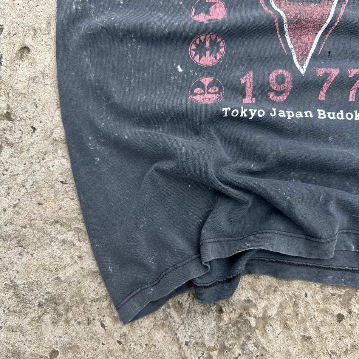 KISS × Vintage Vintage Kiss T-shirts Big Logo Rock Band Tee Y2K Style USA Size US S / EU 44-46 / 1 - 3 Thumbnail