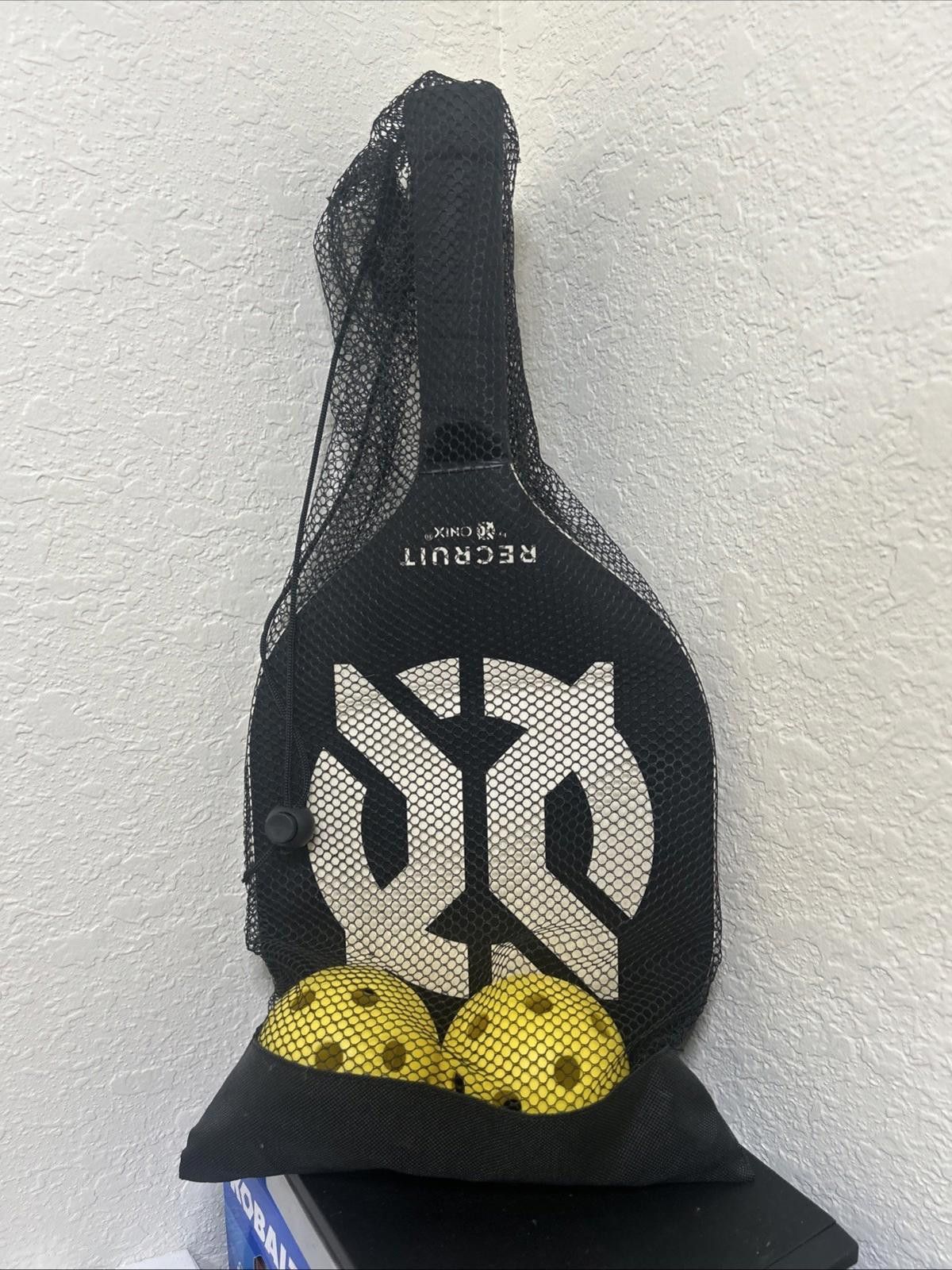 Designer Onix Recruit Pickleball Set With 2 Paddles 2 Pickleballs Size ONE SIZE - 1 Thumbnail