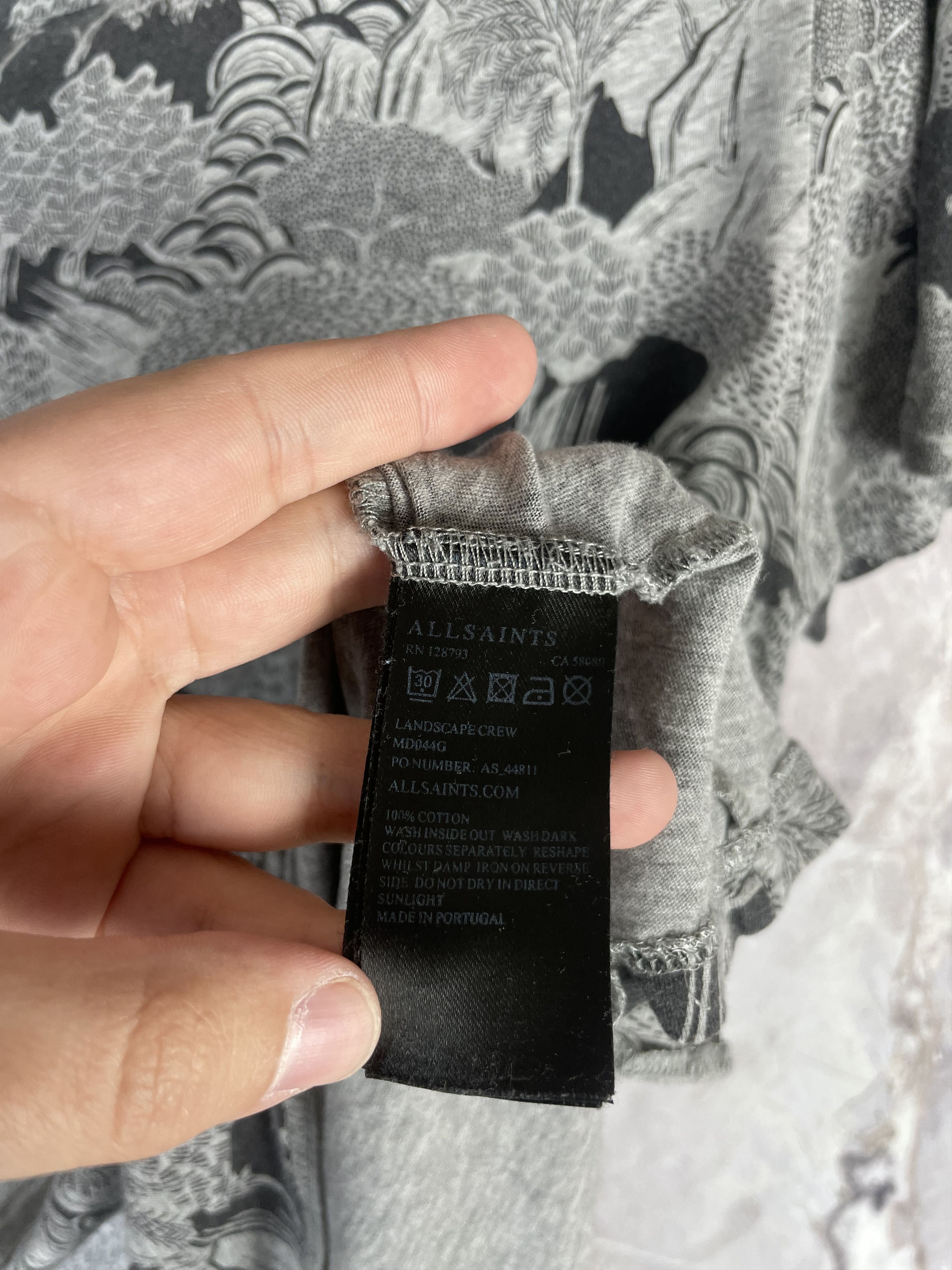Allsaints Allsaints vintage japanes crew neck t-shirt y2k Size US M / EU 48-50 / 2 - 5 Thumbnail