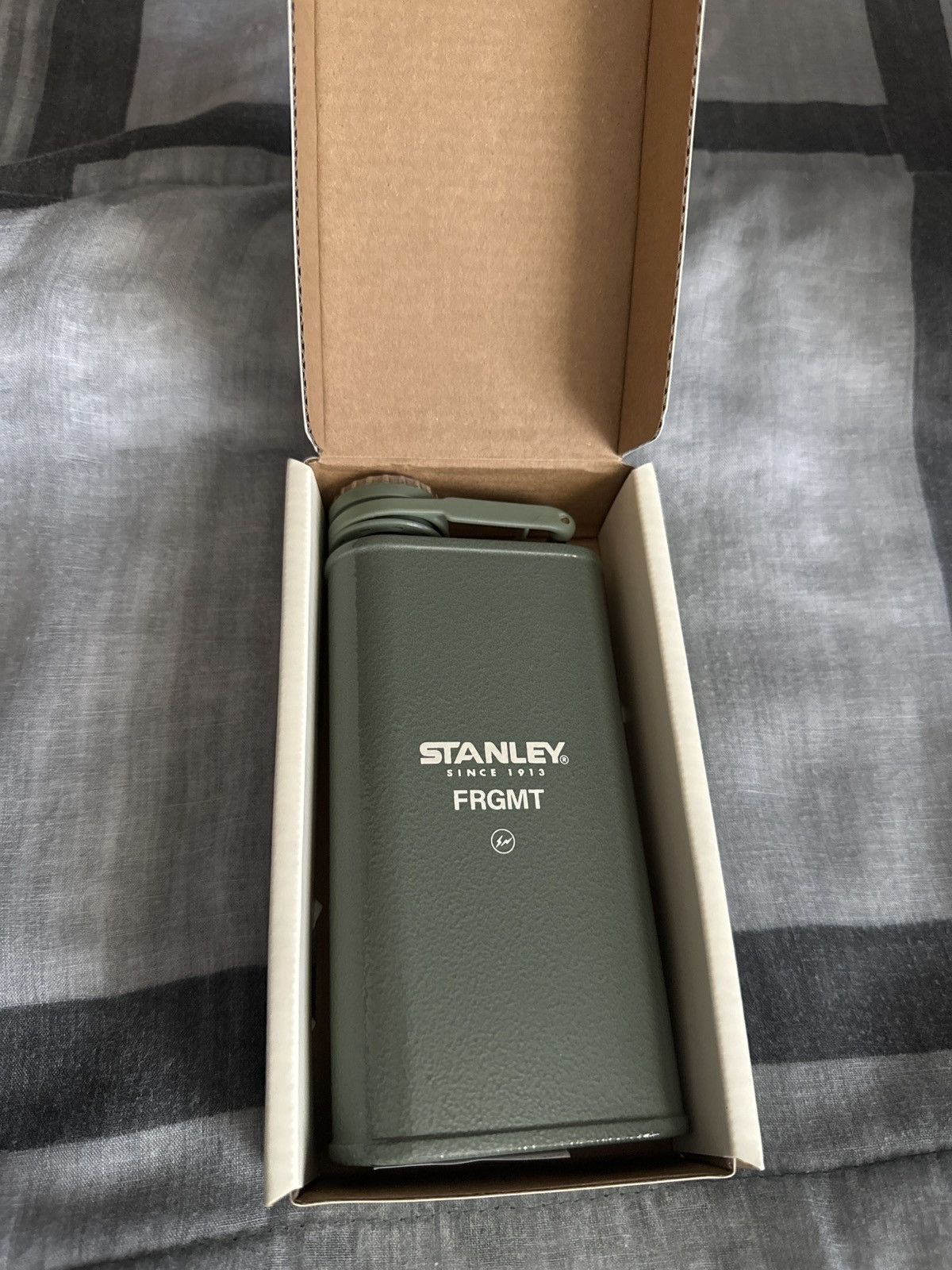 Fragment Design Stanley Cup Fragment Design Flask Size ONE SIZE - 3 Thumbnail