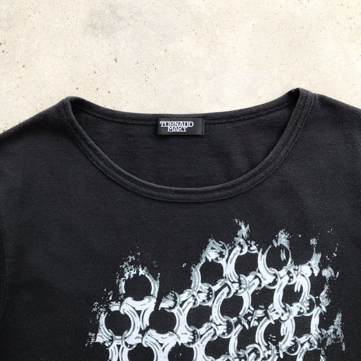 Tornado Mart 2000's Tornado Mart : Ring of Hell Thorn Silhouettes T-Shirt Size US S / EU 44-46 / 1 - 7 Thumbnail
