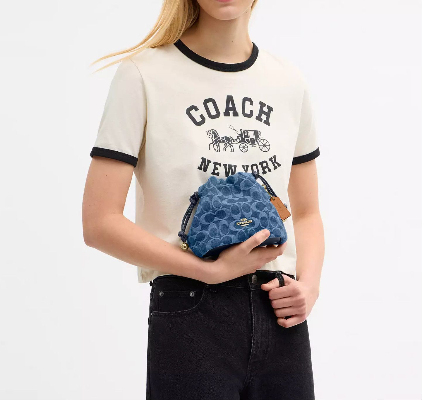 Coach Faye Mini Drawstring Bag In Signature Denim CDE32 Size ONE SIZE - 5 Thumbnail