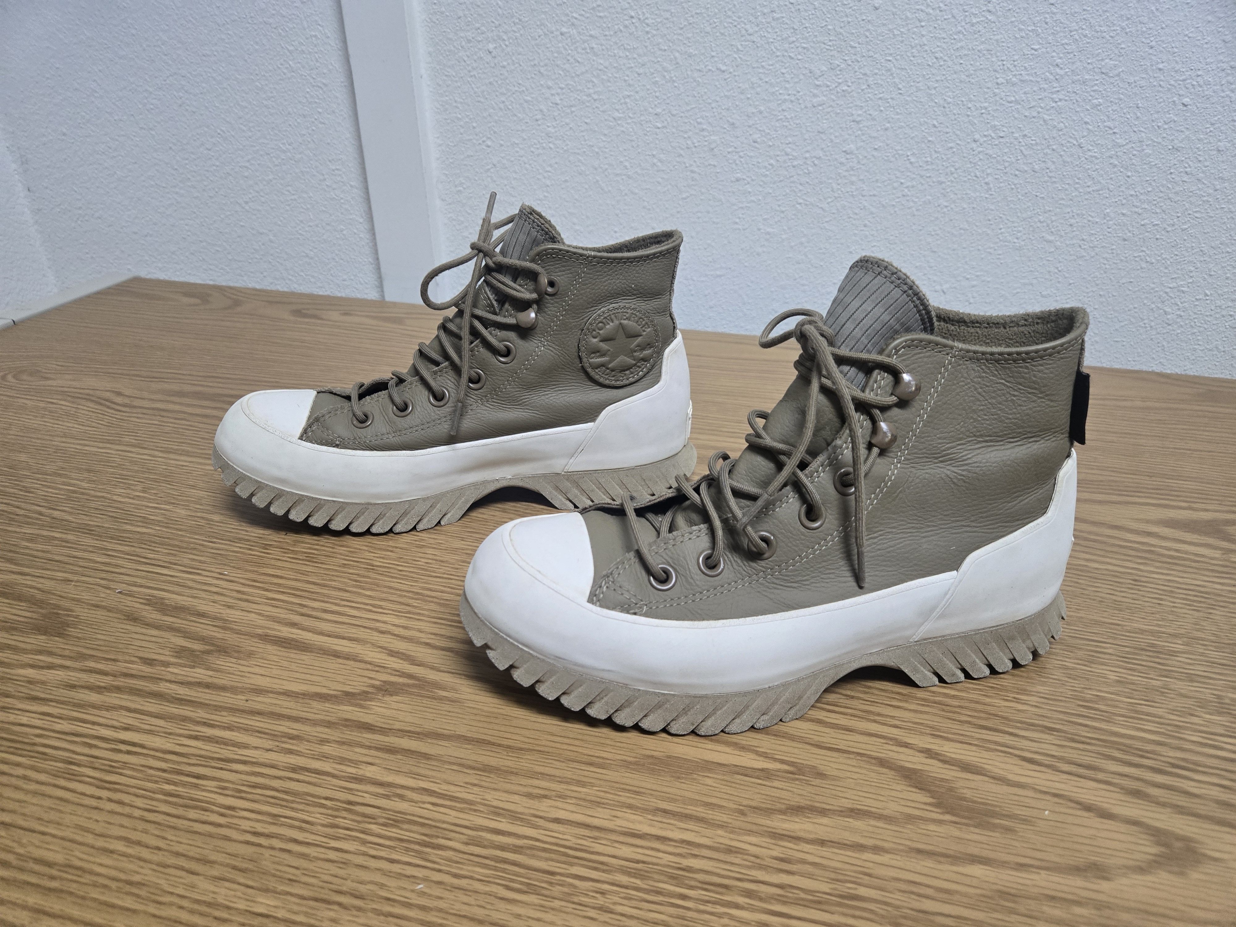 Converse Converse Chuck Taylor All Star Lugged Winter 2.0 Shoes Khaki Size US 7.5 / IT 37.5 - 1 Thumbnail