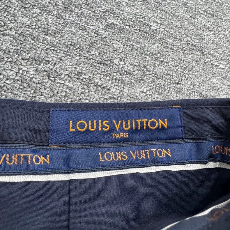 Louis Vuitton Louis Vuitton Casual pants with presbyopia printed on the Size US 38 / EU 54 - 2 Thumbnail