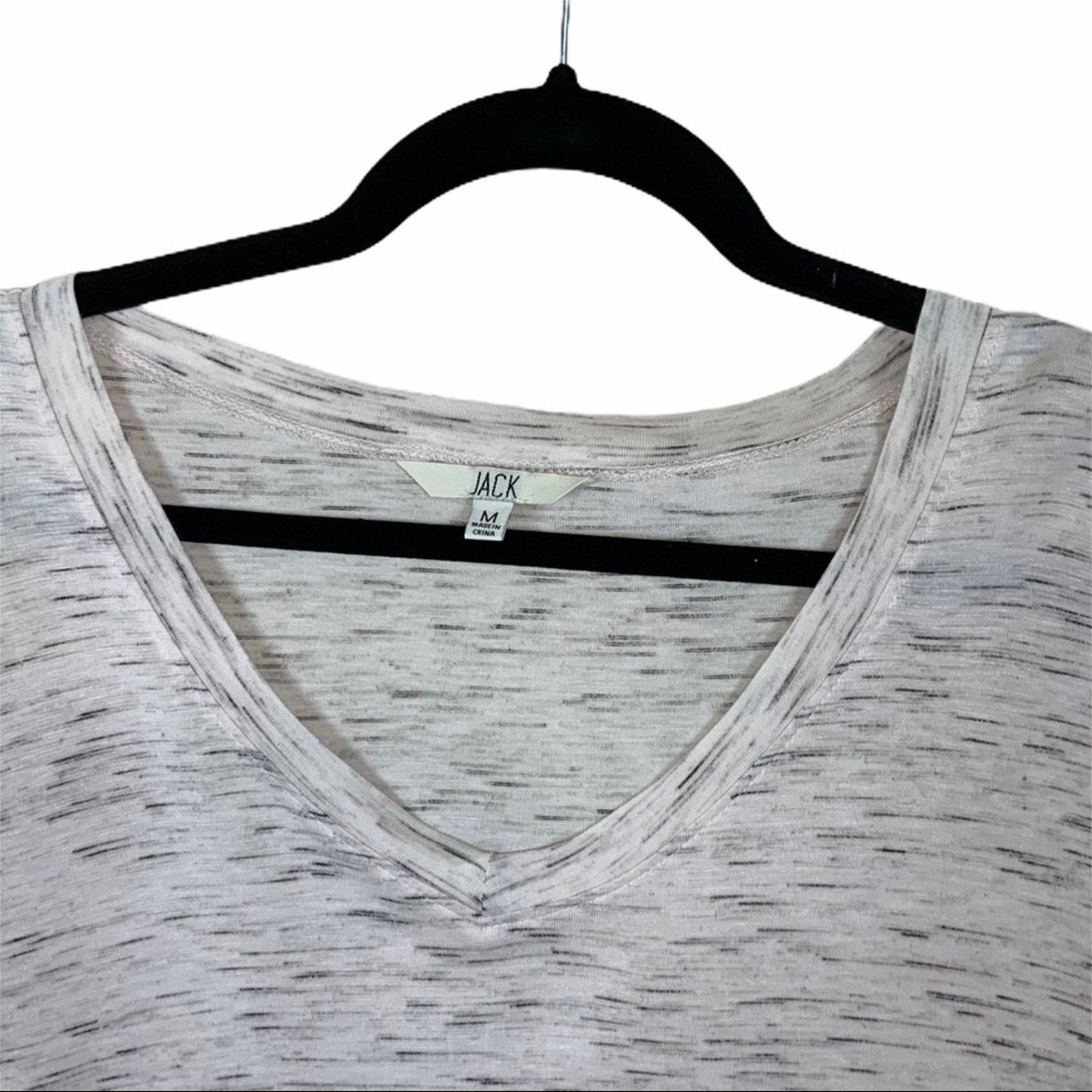 BB Dakota Jack BB Dakota V Neck 3/4 Sleeve Tee Beige Size M Size M / US 6-8 / IT 42-44 - 2 Thumbnail