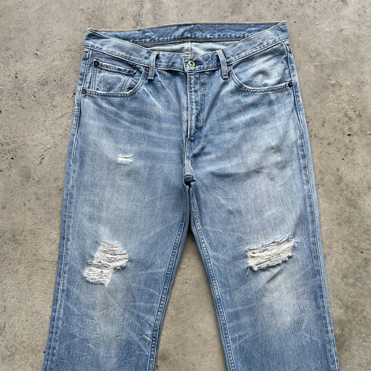 Levi's Levi’s 502 Light Wash Blue Distressed Jeans Pants Faded W34 Size US 34 / EU 50 - 3 Thumbnail