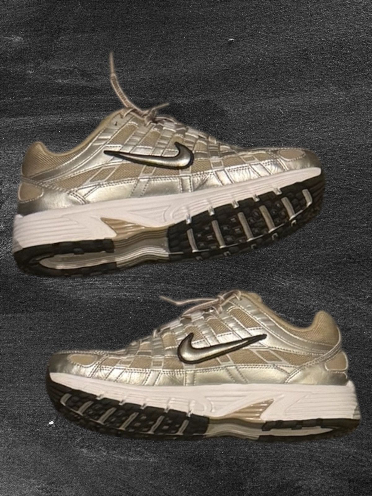 Nike Nike P6000 Size US 9 / EU 42 - 2 Thumbnail