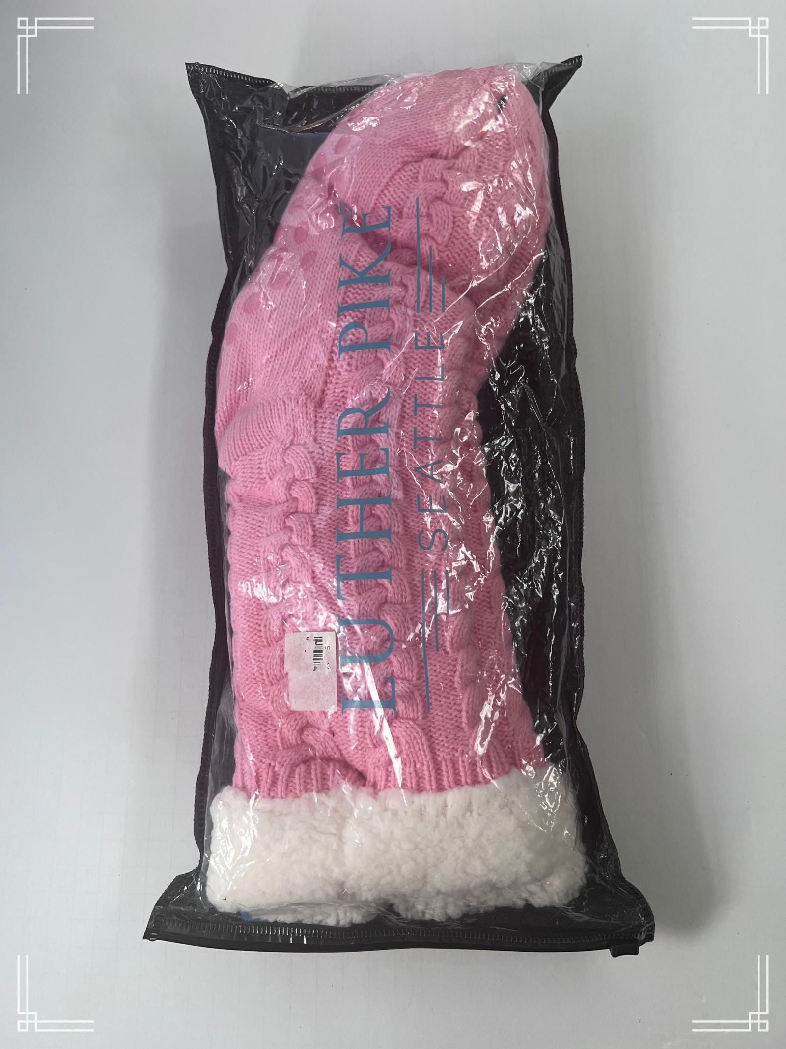 Designer Luther Pike Pink Cable Knit Sherpa Lined Socks Size ONE SIZE - 2 Thumbnail
