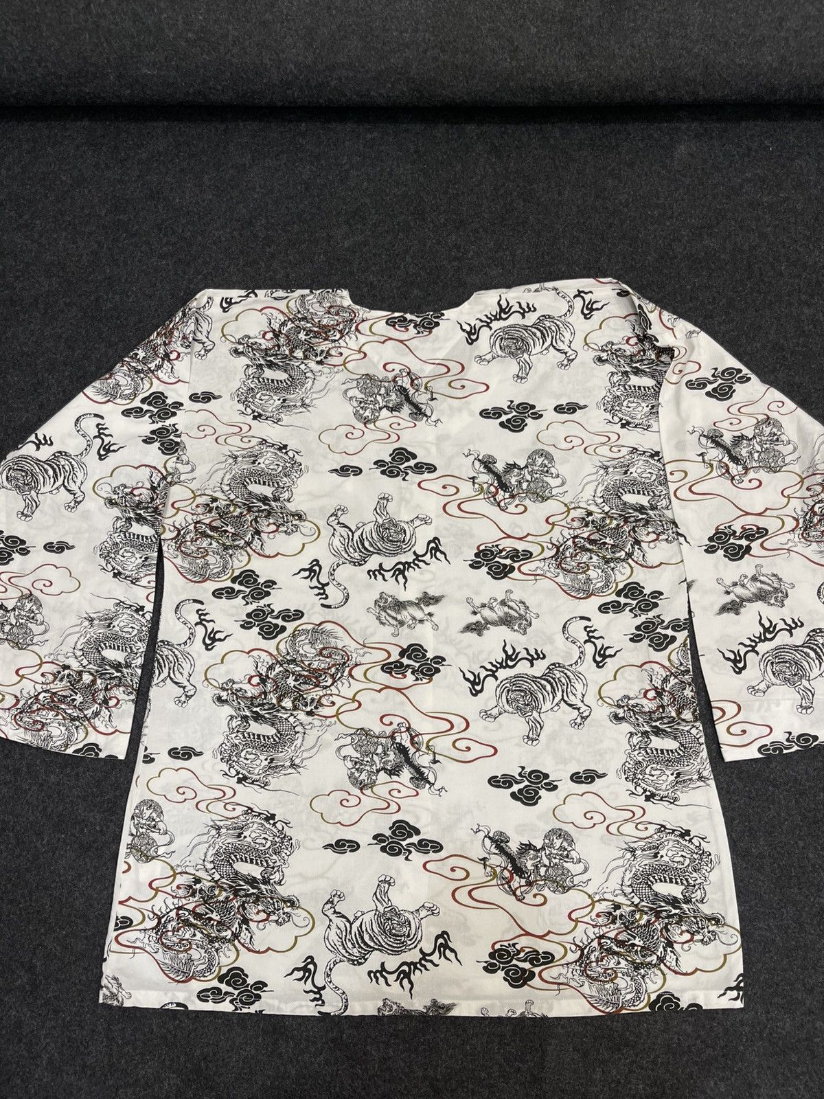 Japanese Brand Button-Up Shirt Tiger & Dragon Full Print Statement Shirt Size US XL / EU 56 / 4 - 12 Thumbnail