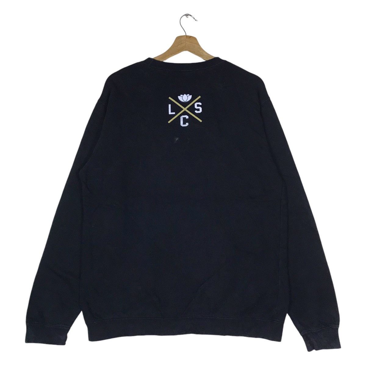 Lotus Shoes Vintage Lotus Pullover Jumper Sweatshirt Size US L / EU 52-54 / 3 - 4 Thumbnail