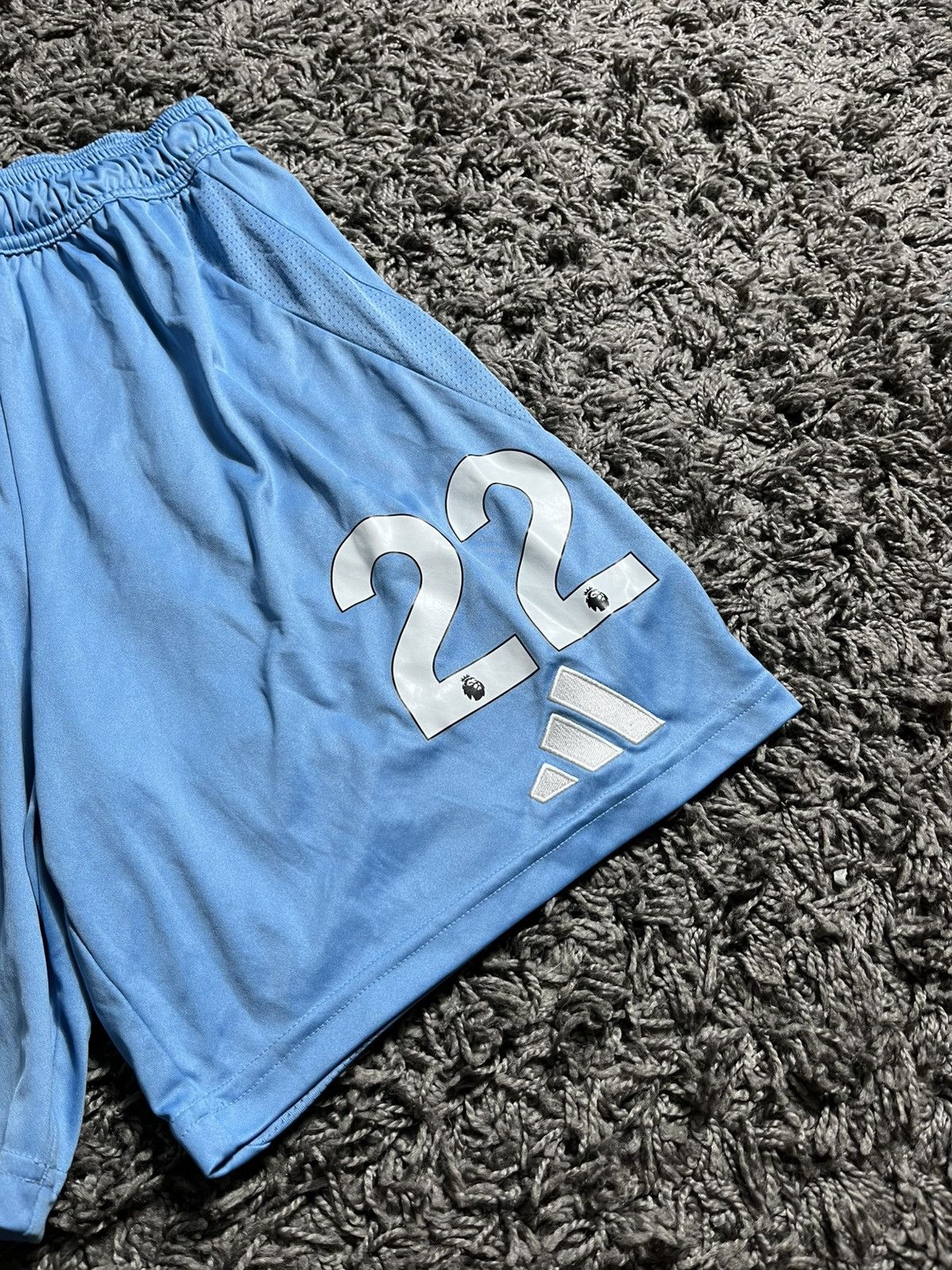 Adidas NOTTINGHAM FOREST 2023/24 POLYESTER AWAY FOOTBALL SHORTS Size US 32 / EU 48 - 3 Thumbnail