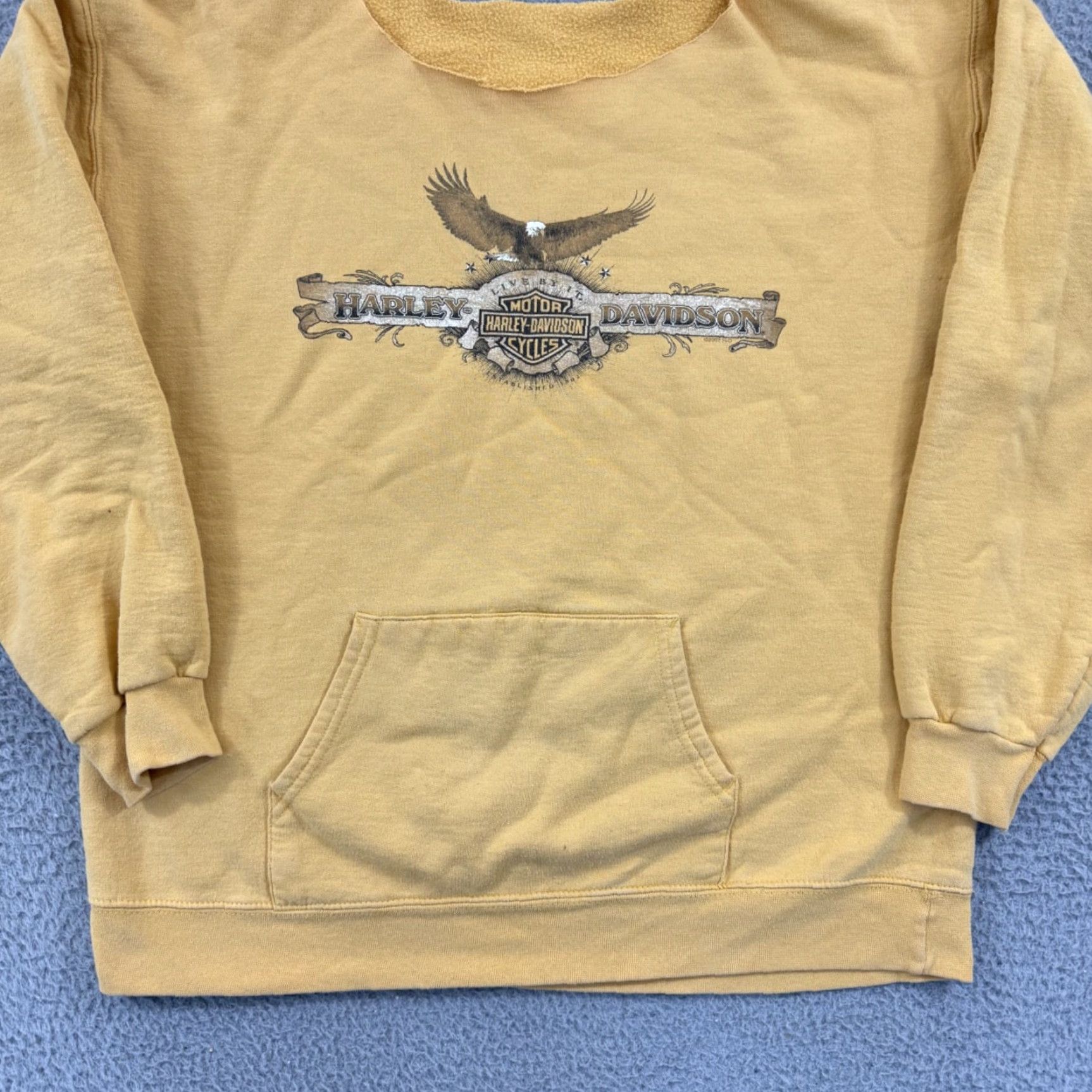 Harley Davidson VINTAGE Harley-Davidson Sweatshirt Mens Large Yellow Long Sleeve Graphic Print Eagle 80s 90s Biker USA Motorcycle Nature Retro Vintage Hoodie? Size US L / EU 52-54 / 3 - 2 Thumbnail