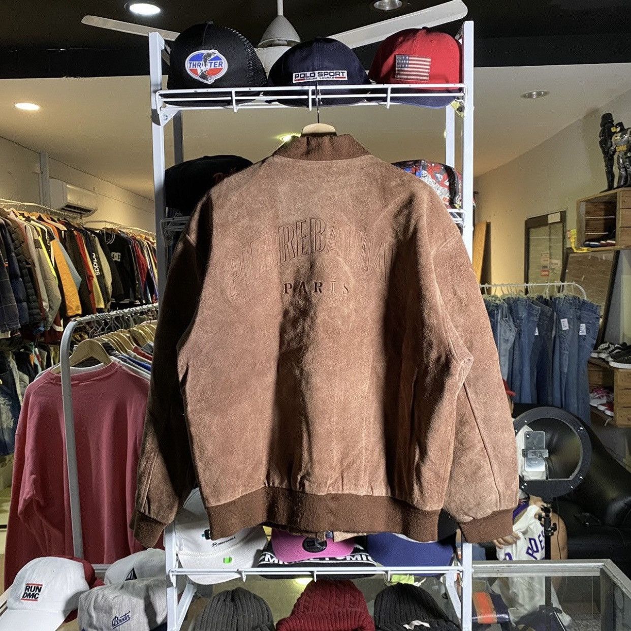 Pierre Balmain CowSkin 💥 Pierre Balmain leather jacket. Size US L / EU 52-54 / 3 - 1 Thumbnail