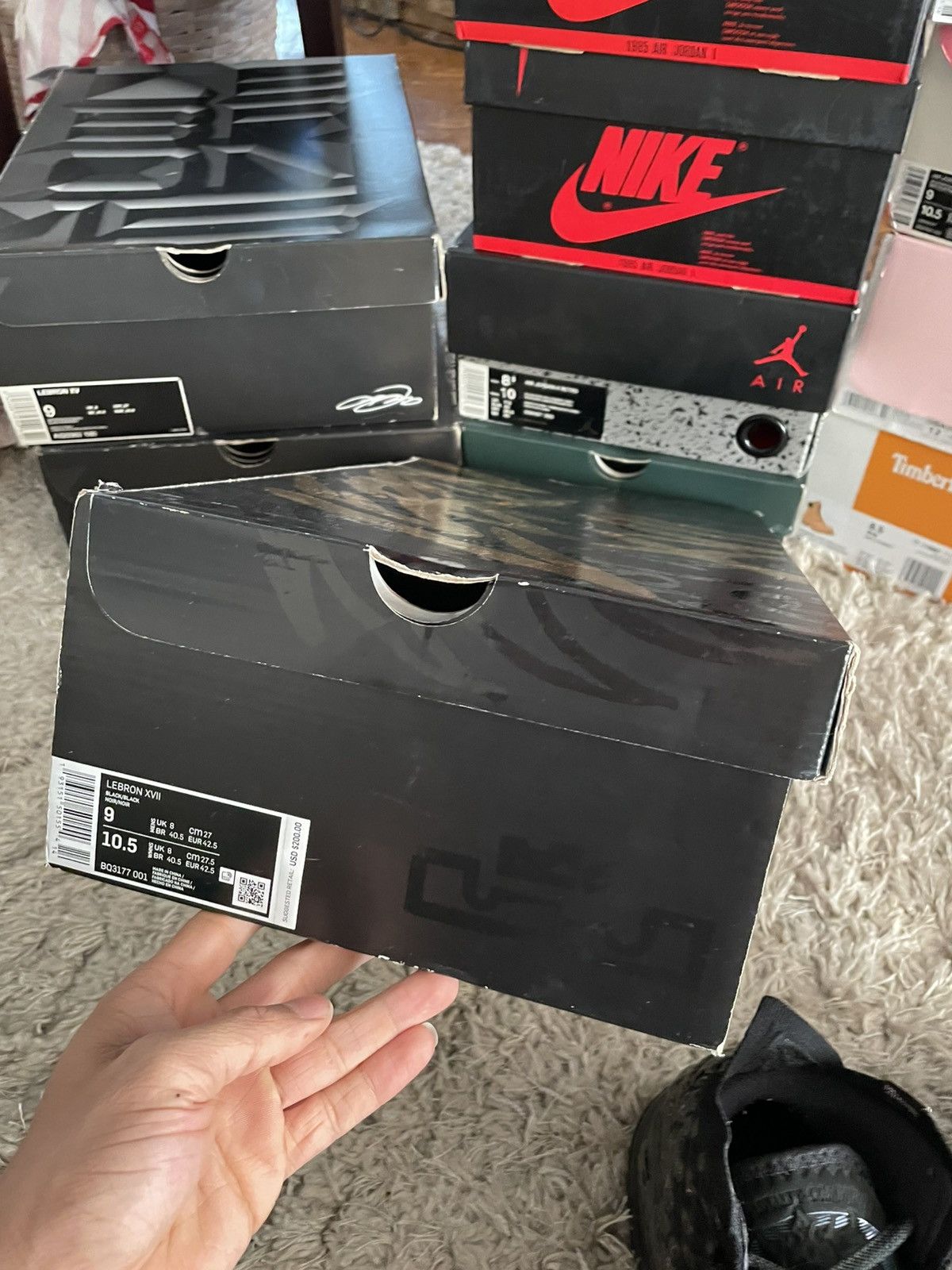 Nike Nike LeBron 17 Global Currency Size US 9 / EU 42 - 12 Thumbnail