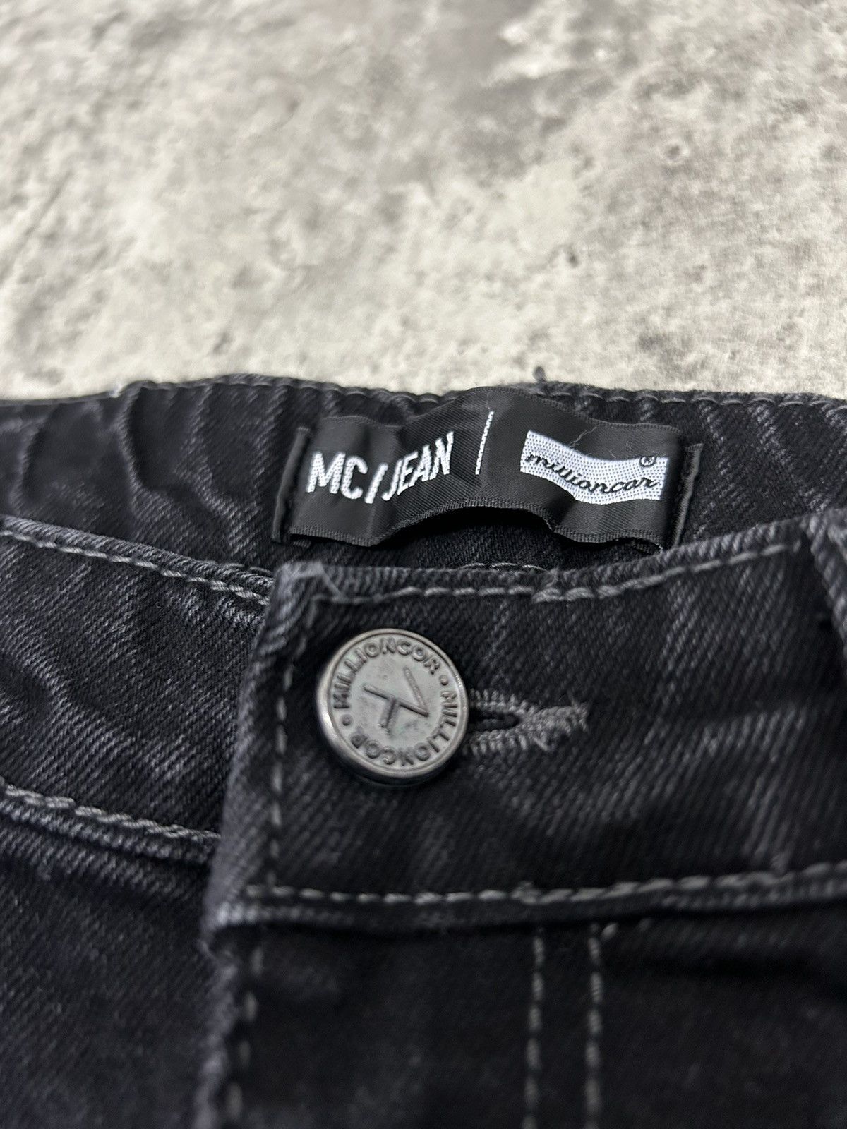 If Six Was Nine × Le Grande Bleu (L.G.B.) × Tornado Mart Millioncore Acid Wash Flare Pants Size US 27 - 9 Thumbnail