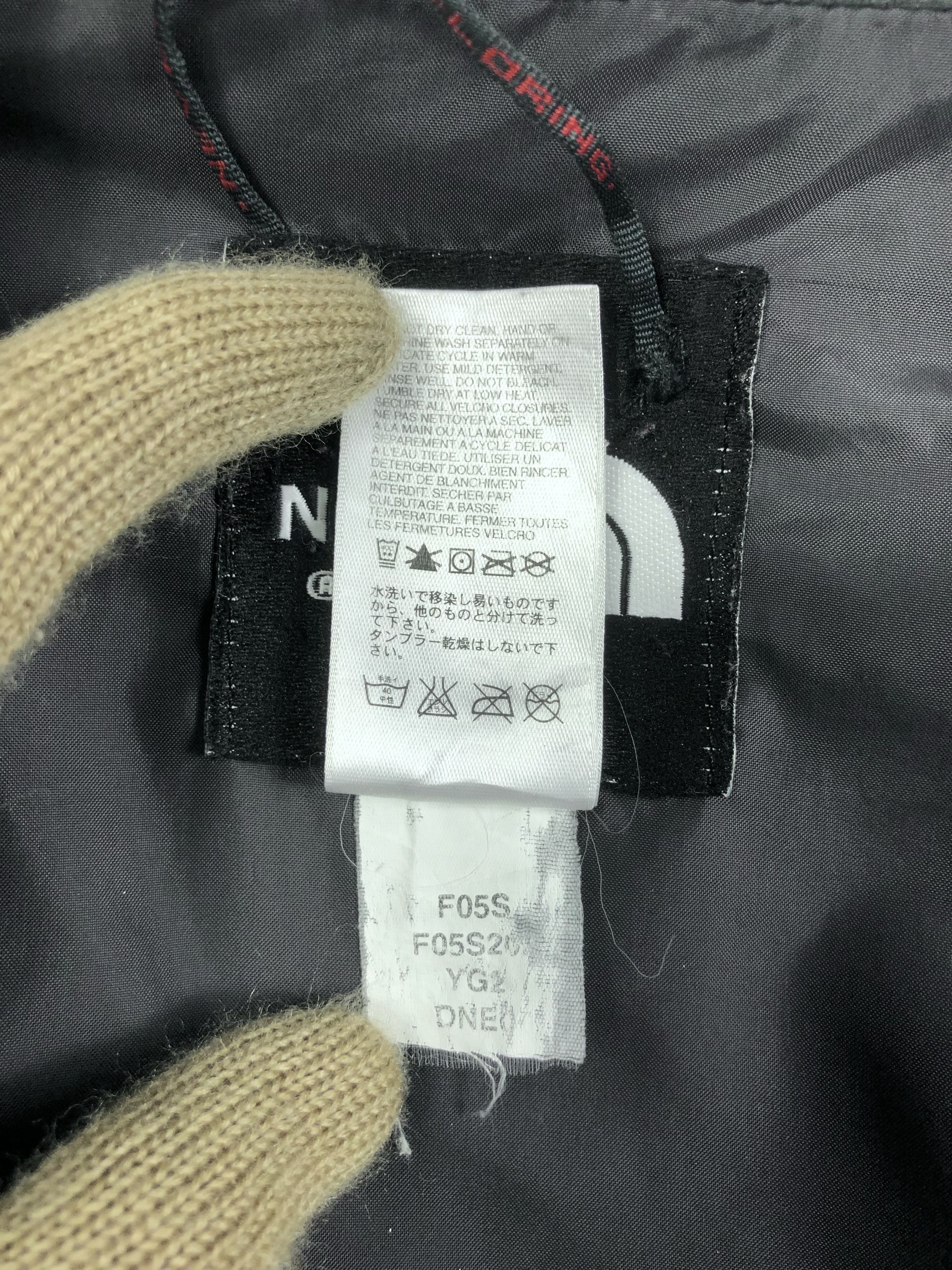 The North Face Vintage The North Face Goretex Mountain Jacket With Hoodies Size US M / EU 48-50 / 2 - 18 Thumbnail