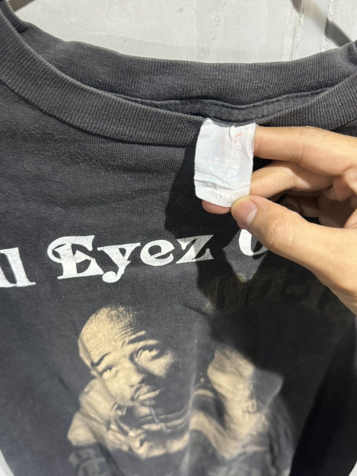 Rap Tees × Vintage Vintage 90s tupac shakur memorial rap tee Size US XL / EU 56 / 4 - 7 Thumbnail