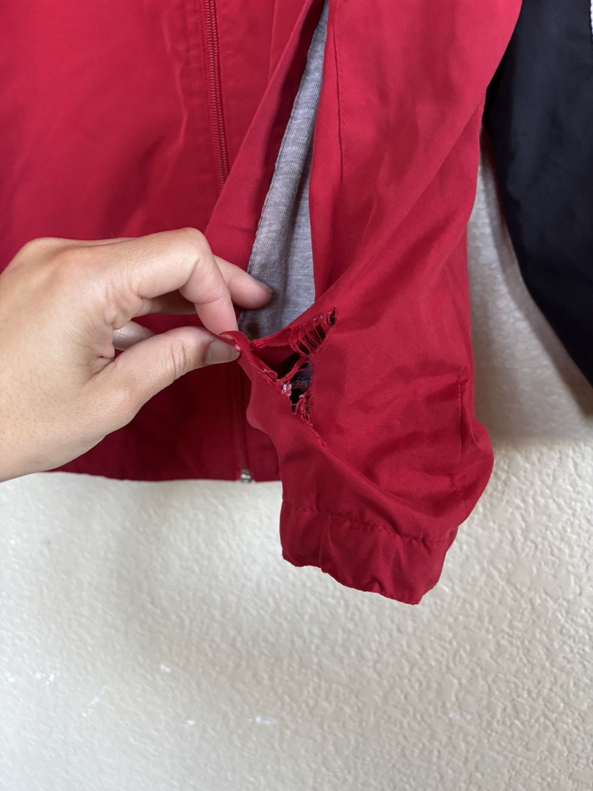 Reebok Red Vintage Reebok Windbreaker Size US XL / EU 56 / 4 - 4 Thumbnail