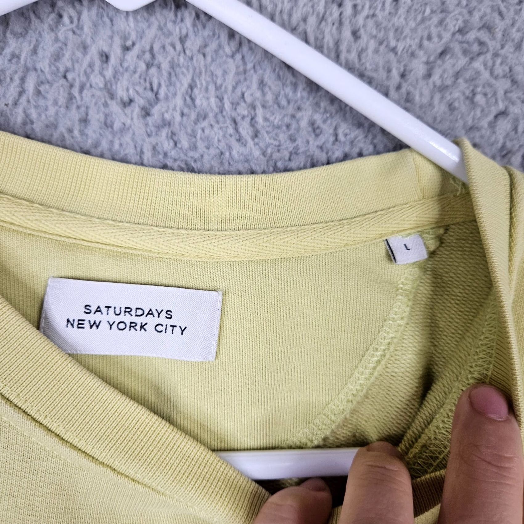 Vintage SATURDAYS NEW YORK CITY Women's Yellow Crew Neck Sweatshirt L Sweatshirt for Women Yellow Regular Size L Size L / US 10 / IT 46 - 5 Thumbnail