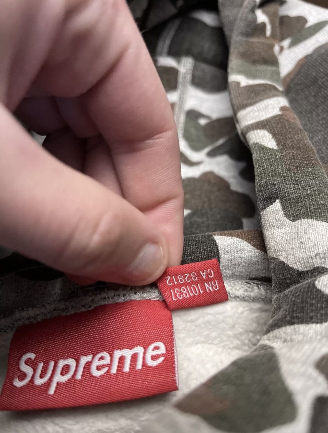 Supreme Supreme Duck Camo Box Logo Size US M / EU 48-50 / 2 - 9 Thumbnail
