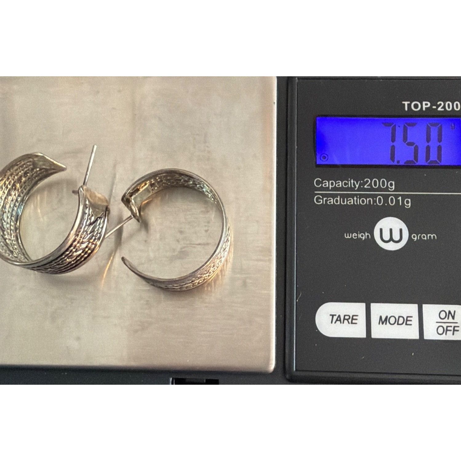 Other Vintage Silver Tone Hoop Earrings Rope Twist Design Textured Size ONE SIZE - 5 Thumbnail