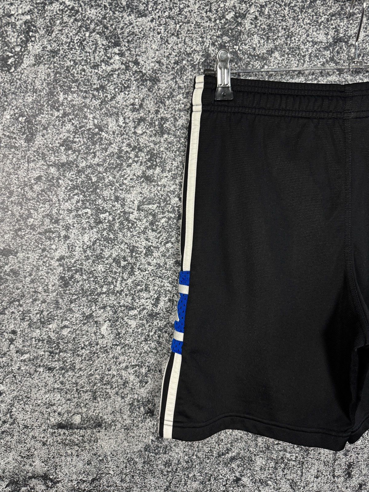 Adidas Adidas Vintage 90s Black Shorts Streetwear Size XS Size US 30 / EU 46 - 12 Thumbnail