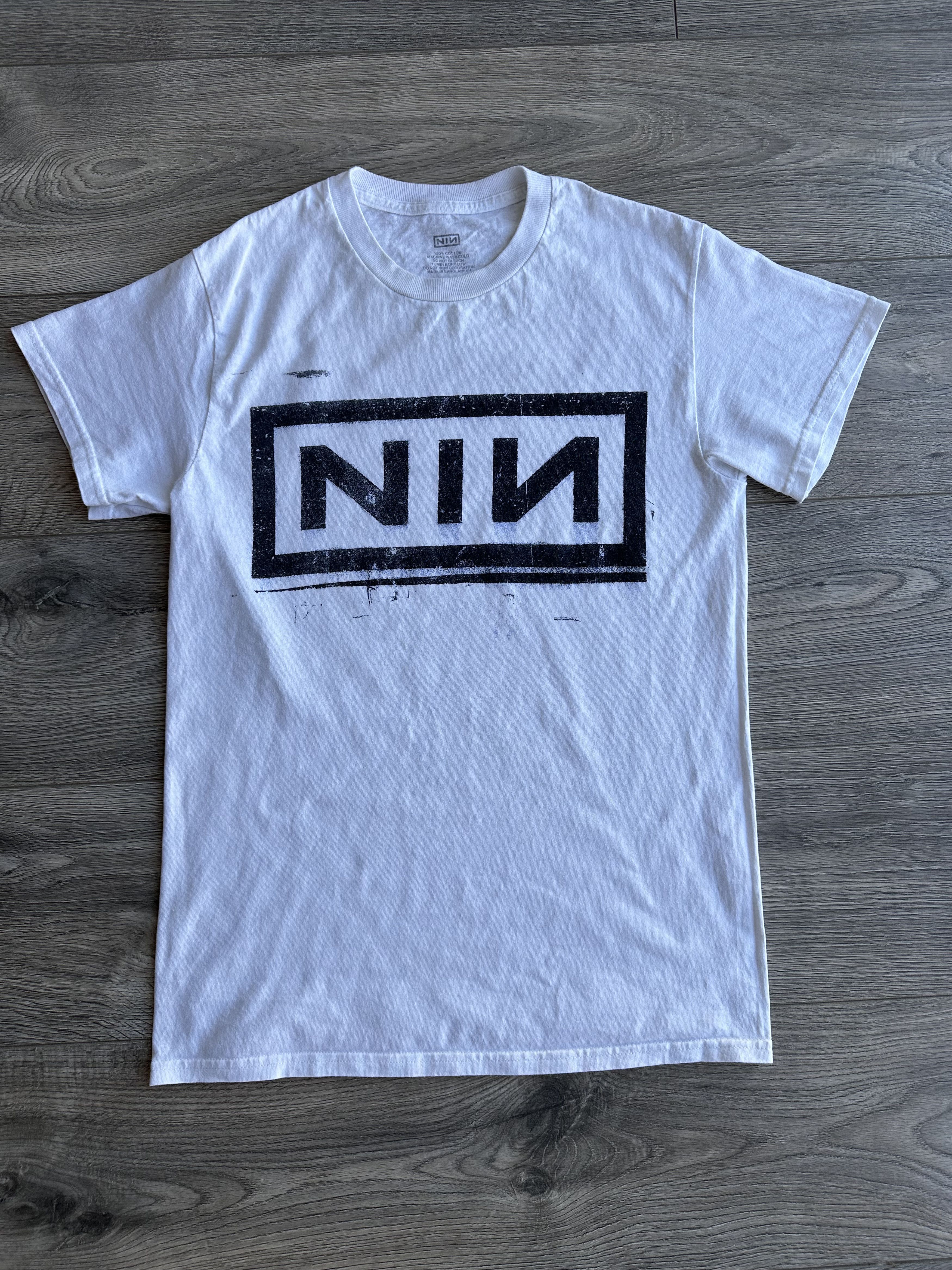 Band Tees Nine Inch Nails T shirt Size US S / EU 44-46 / 1 - 1 Thumbnail