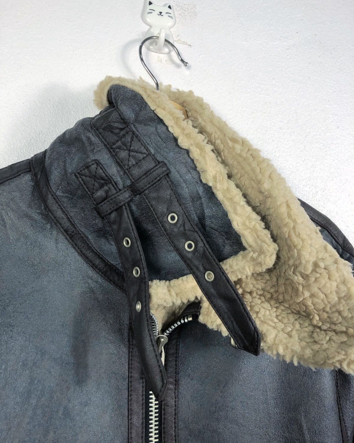 Kai Aakmann Kai Aakmann US Air Force Type B-3 Shearling Bomber Jacket Size US M / EU 48-50 / 2 - 7 Thumbnail