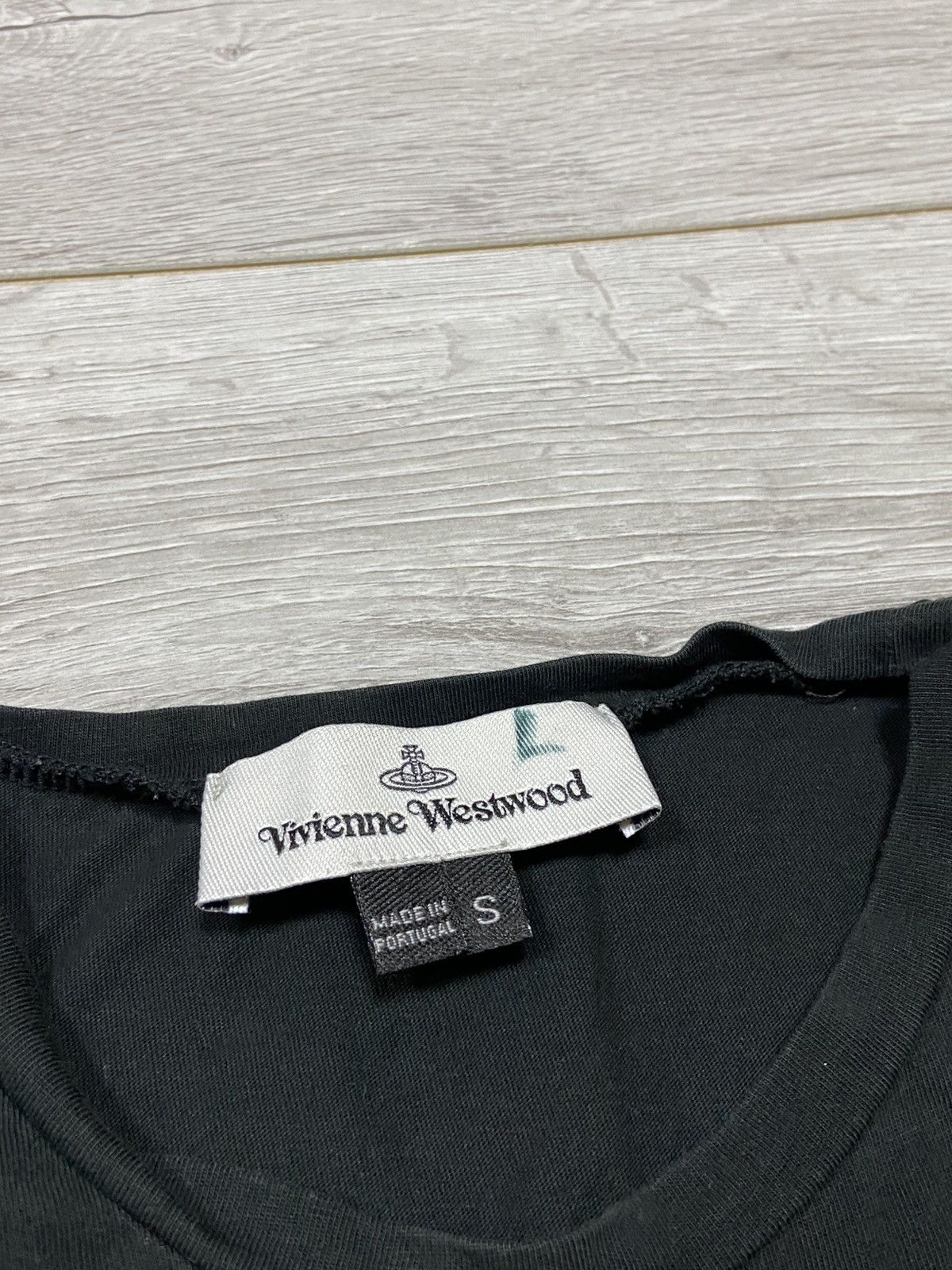 Vivienne Westwood Vivienne Westwood vintage orb t-shirt Size US S / EU 44-46 / 1 - 4 Thumbnail