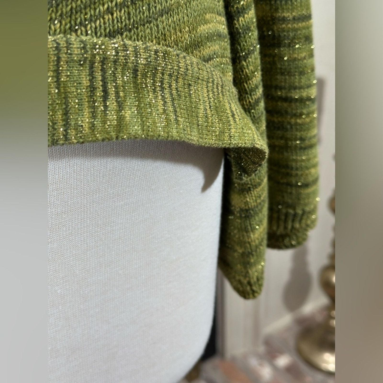 Vintage Vintage Kris Tae’s Metallic Olive Green Sweater Size M Size M / US 6-8 / IT 42-44 - 7 Thumbnail