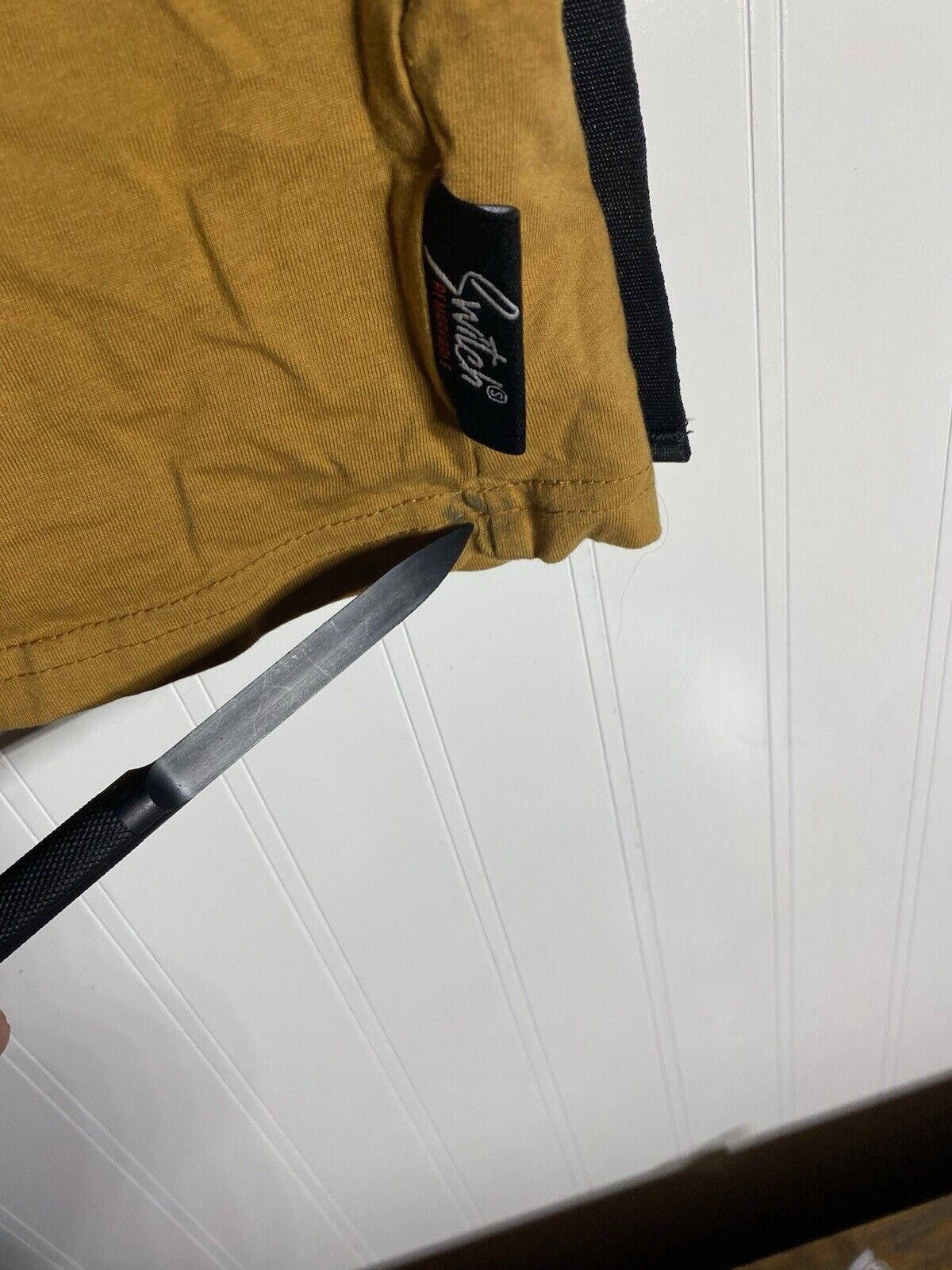 Taylor Stitch Switch Remarkable T-Shirt Mens Large Buckle Straps Pockets Size US L / EU 52-54 / 3 - 7 Thumbnail