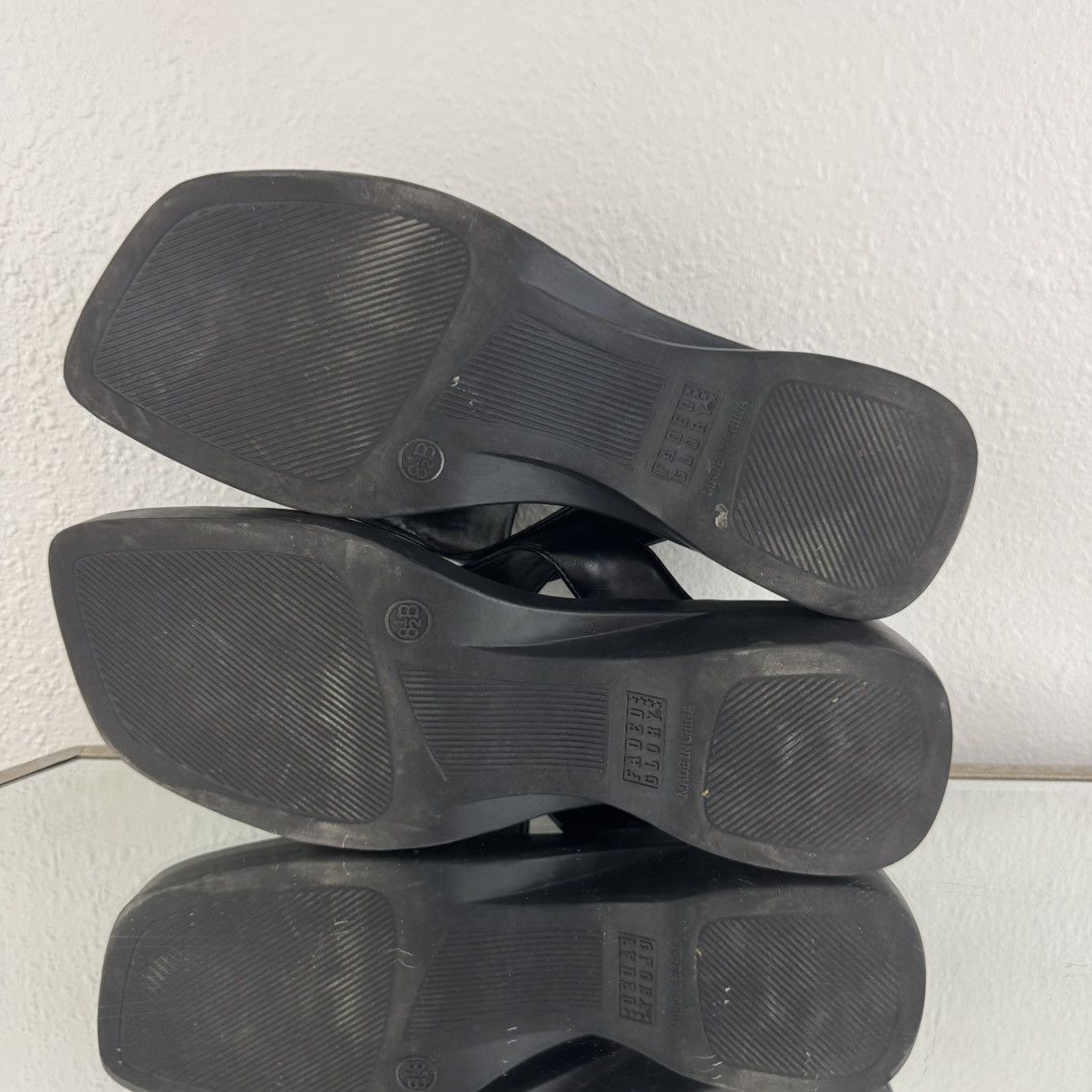Faded Glory FADED GLORY Y2K 90s Black Faux Leather Platform Sandals Size US 8.5 / IT 38.5 - 10 Thumbnail