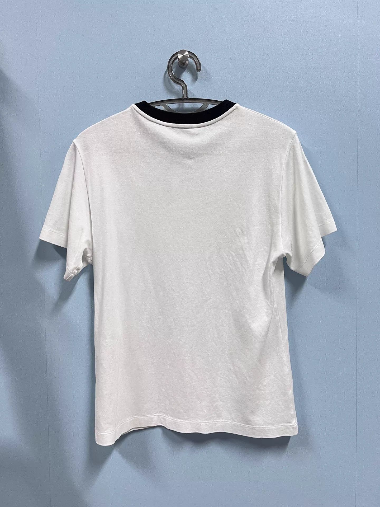 Louis Vuitton LV White Day Limited Lipstick T-shirt XS 99 New Size XS / US 0-2 / IT 36-38 - 2 Thumbnail