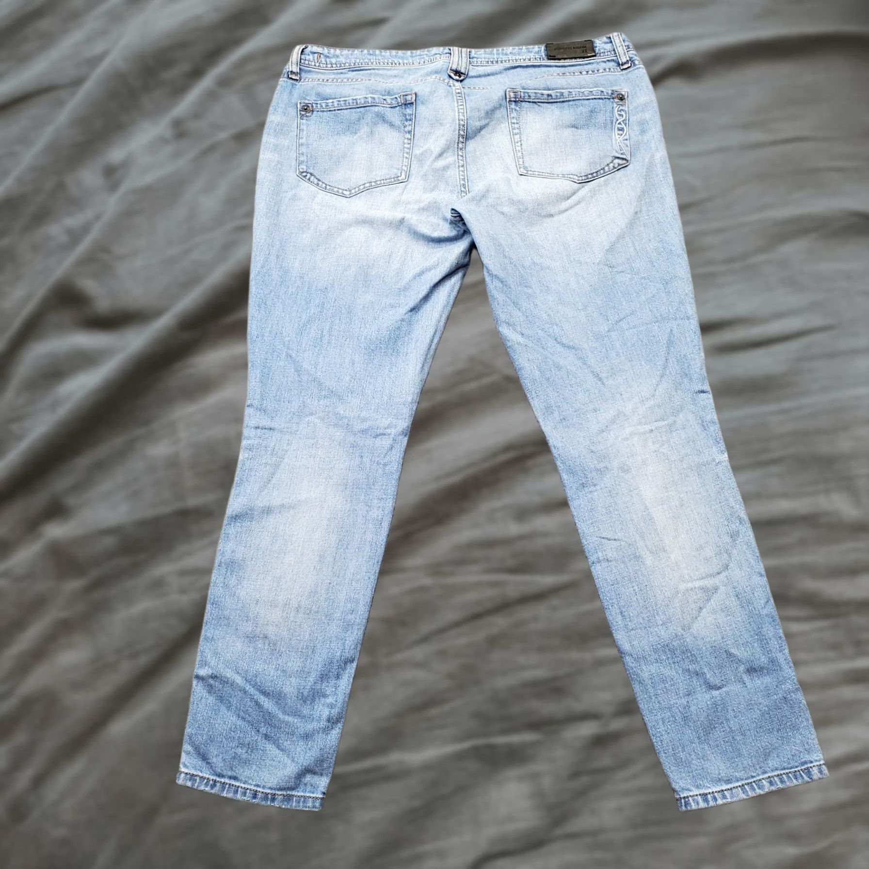 Vintage Genetic Denim Jeans Womens 31 Blue Distressed 5-Pocket Design Straight Leg Denim Pants Size 24" / US 00 / IT 34 - 1 Thumbnail