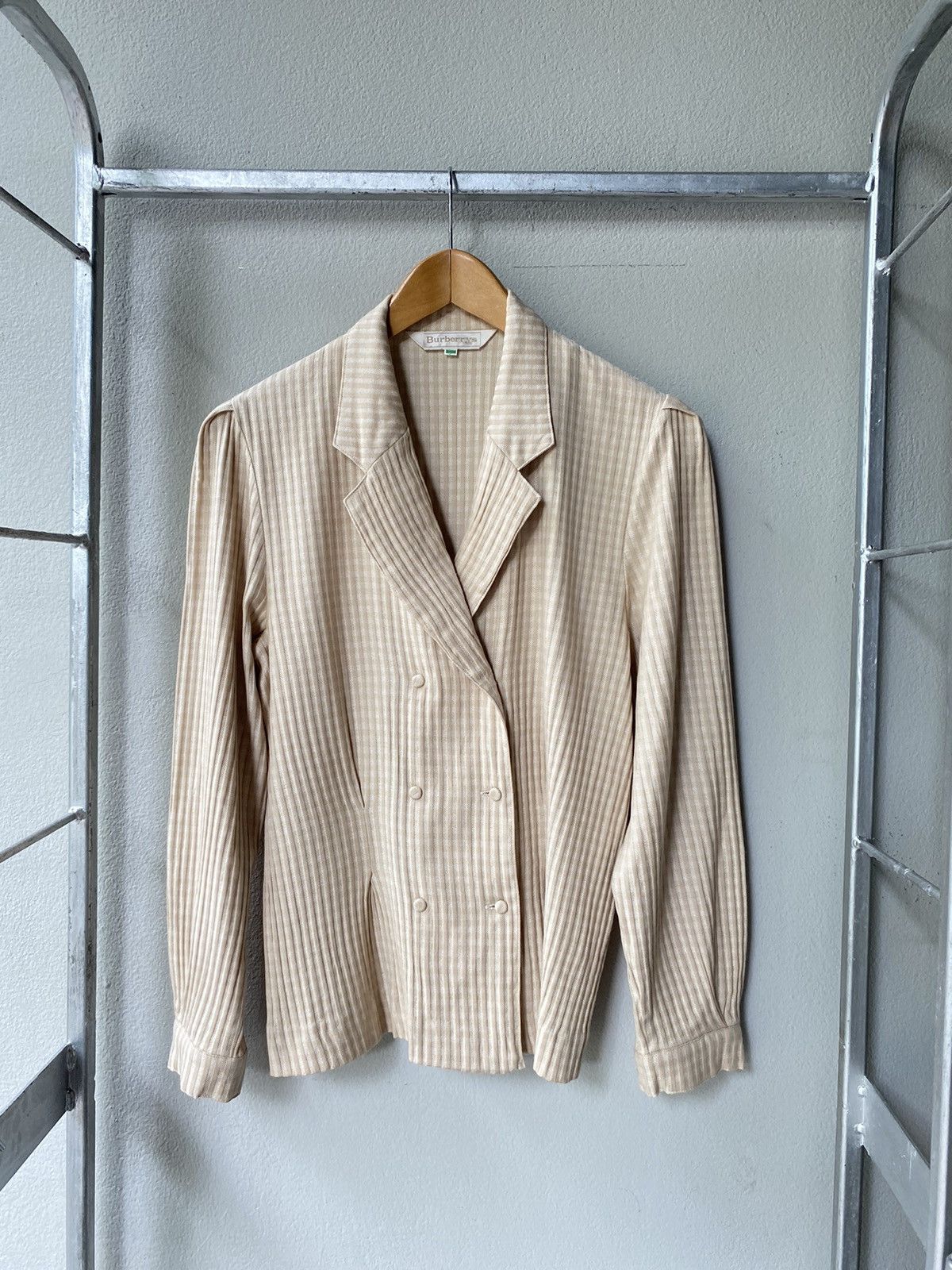 Burberry Burberry vintage beige blouse Size ONE SIZE - 19 Thumbnail