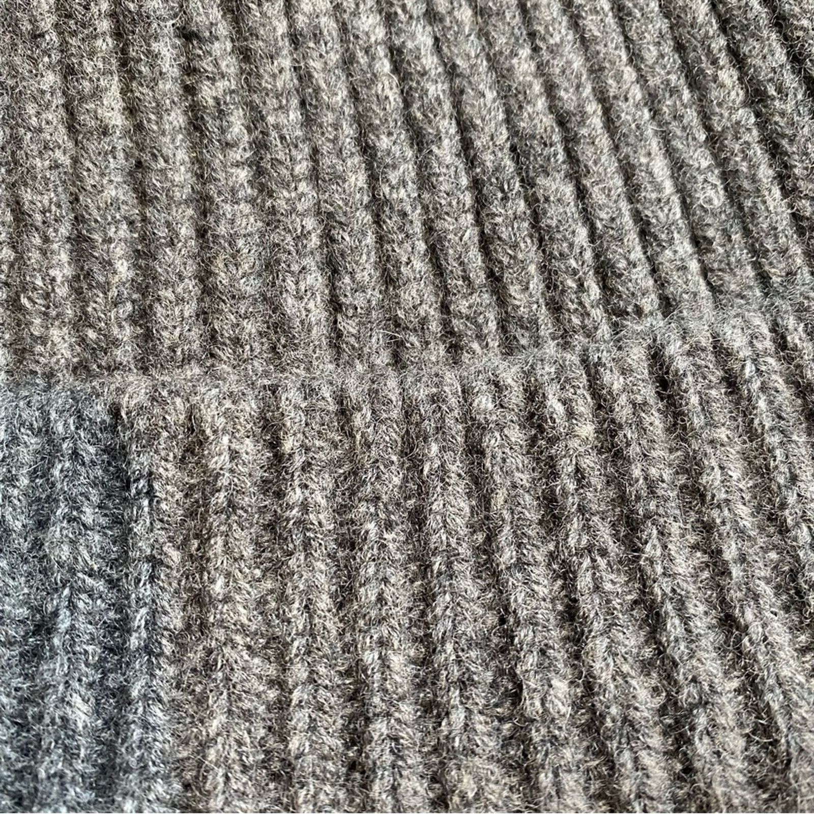 Burberry BURBERRY $340 Ribbed Gray Wool Cashmere Beanie Hat 56-61cm Size ONE SIZE - 5 Thumbnail
