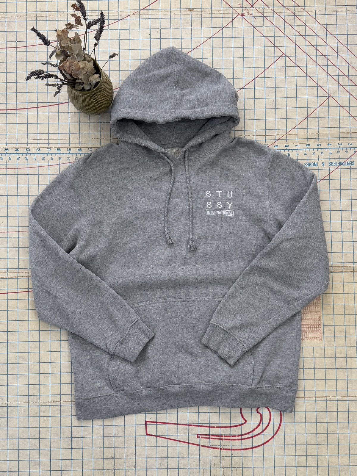 Stussy Stussy International Embroidered Spell Out Pull Over Hoodie Size US M / EU 48-50 / 2 - 8 Thumbnail