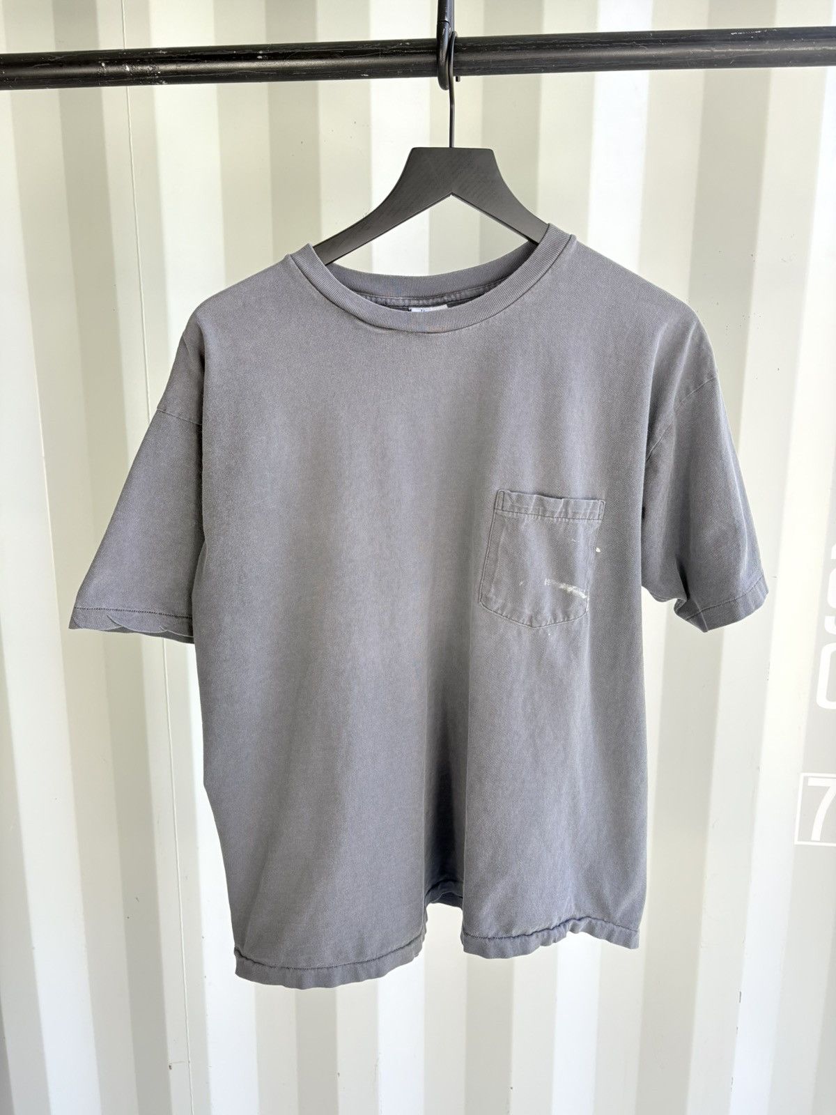 Vintage Vintage Blank Shirt Boxy Faded Thrash Distressed Grunge Size US XL / EU 56 / 4 - 1 Thumbnail