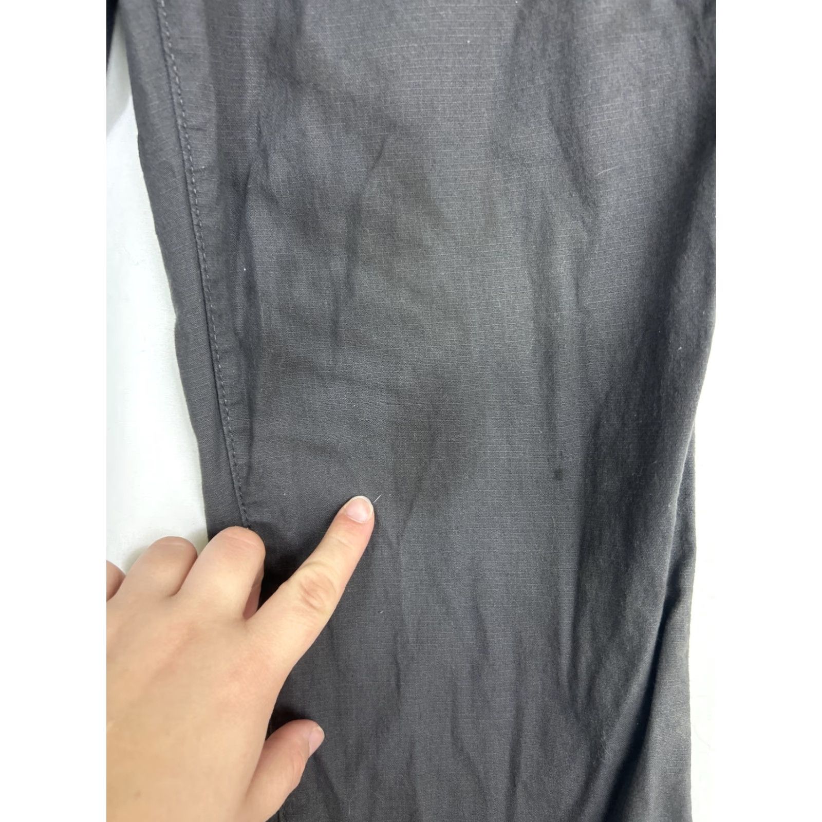 Eddie Bauer VINTAGE Eddie Bauer Pants Hiking 32x32 Gray Cotton Spandex Elastic Waist Men 32 Inseam Outdoor Stains Size US 32 / EU 48 - 5 Thumbnail