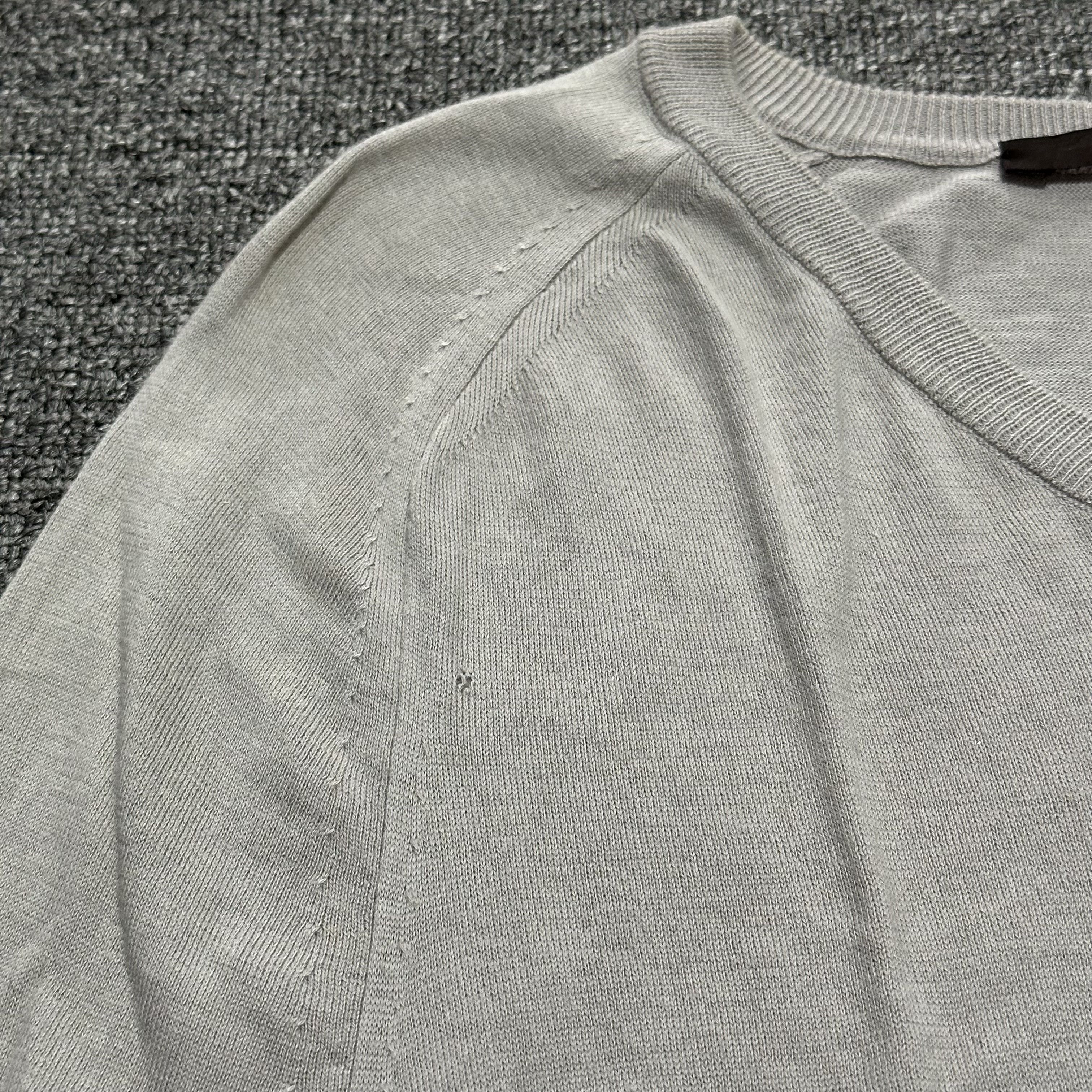 Louis Vuitton Louis Vuitton Vneck Knitwear Size US XS / EU 42 / 0 - 7 Thumbnail