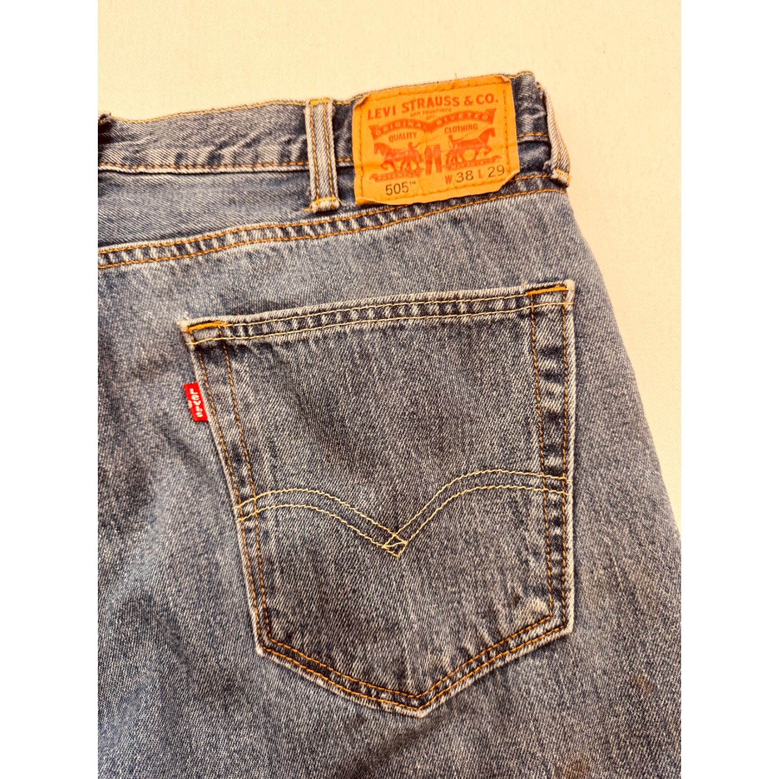 Levi's VINTAGE Levis 505 Jeans Mens Size 38x29 (38x28) Straight Leg Denim Pants 3069 Size US 38 / EU 54 - 7 Thumbnail