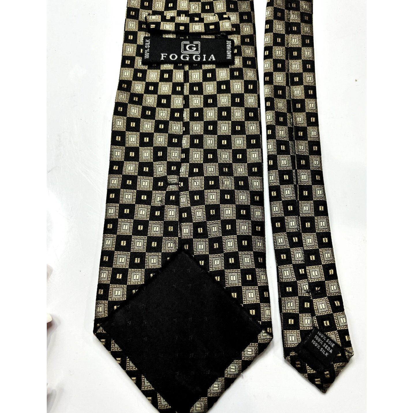 Other FOGGIA 100% Silk Hand-Made Black. & Tan Pattern Neck Tie Size ONE SIZE - 4 Thumbnail