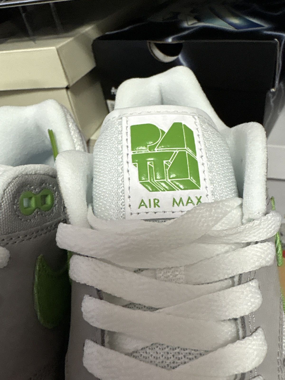 Nike × Patta Air Max 1 Chlorophyll 20th Anniversary Size US 7.5 / EU 40-41 - 7 Thumbnail