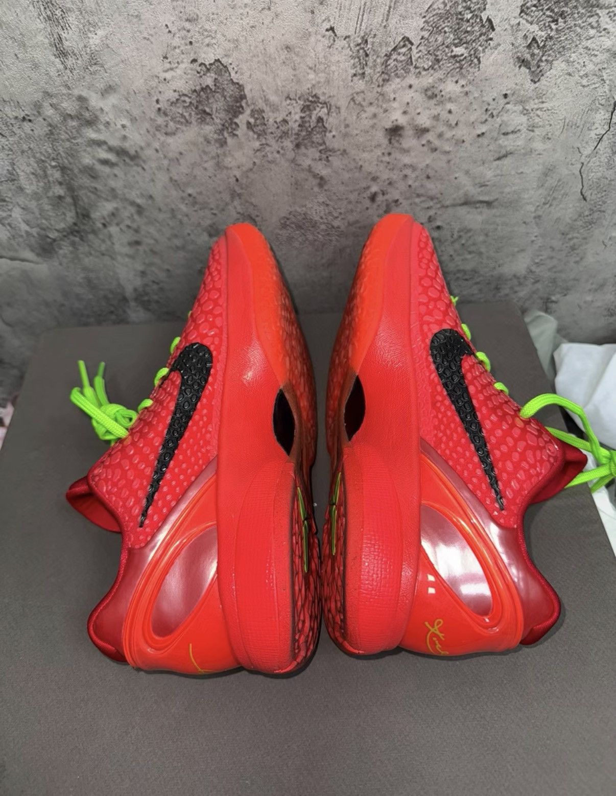 Nike Nike Kobe 6 Reverse Green Hornet FV4921-600, Red & Green K37 Size US 8 / EU 41 - 8 Thumbnail