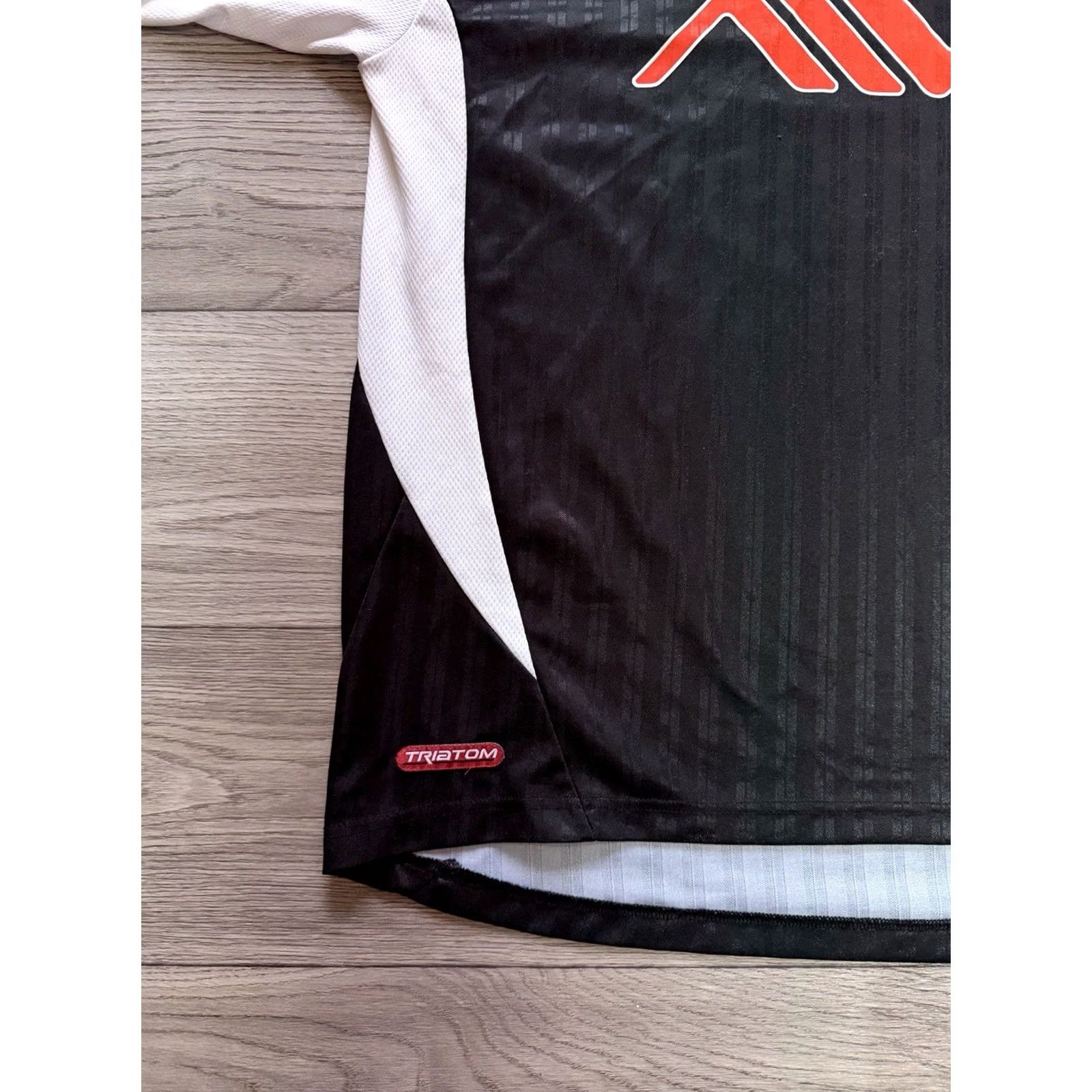 Le Coq Sportif VINTAGE Le Coq Sportif Jersey 1990s Football Soccer Shirt XL Black Mens T-Shirt Short Sleeve Polyester Jersey Currency? Size US XL / EU 56 / 4 - 4 Thumbnail