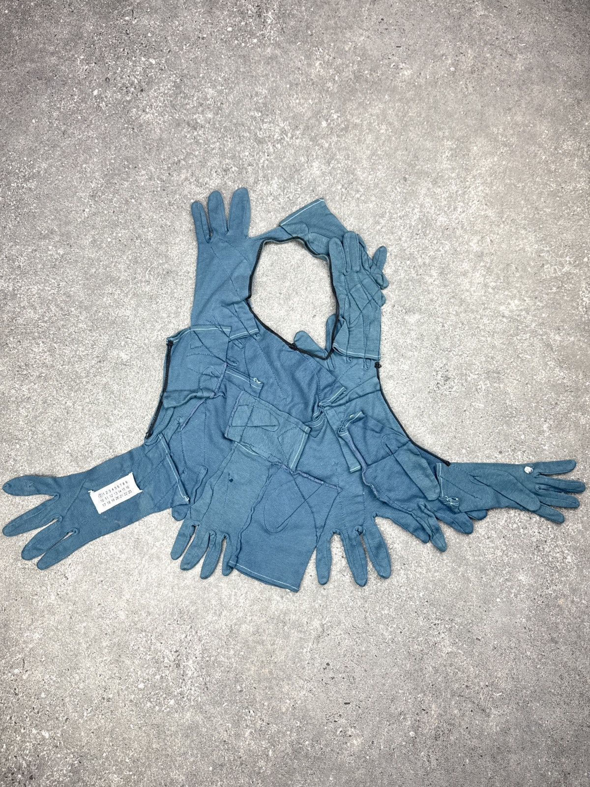 Maison Margiela Maison Martin Margiela SS01 Artisanal Gloves Top Size S / US 4 / IT 40 - 12 Thumbnail