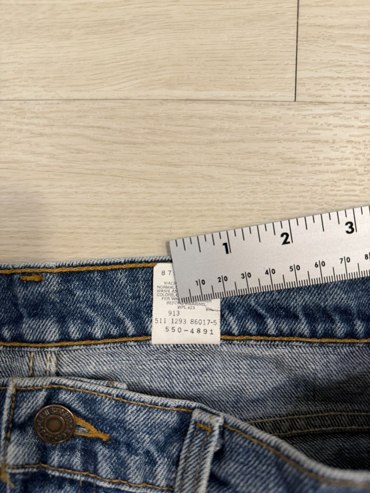 Levi's Vintage Clothing 90’s Levi’s Dark Wash 550 Relaxed Fit Tapered Leg Jeans Size US 36 / EU 52 - 6 Thumbnail
