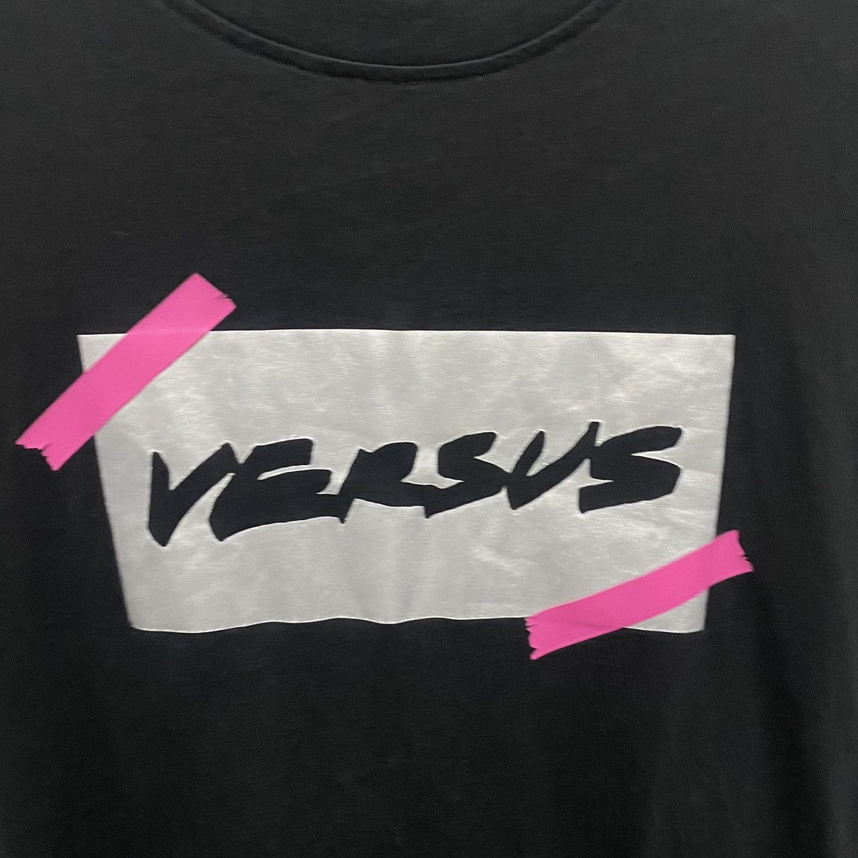 Versace Vintage Versace T Shirt Versus Size US L / EU 52-54 / 3 - 4 Thumbnail